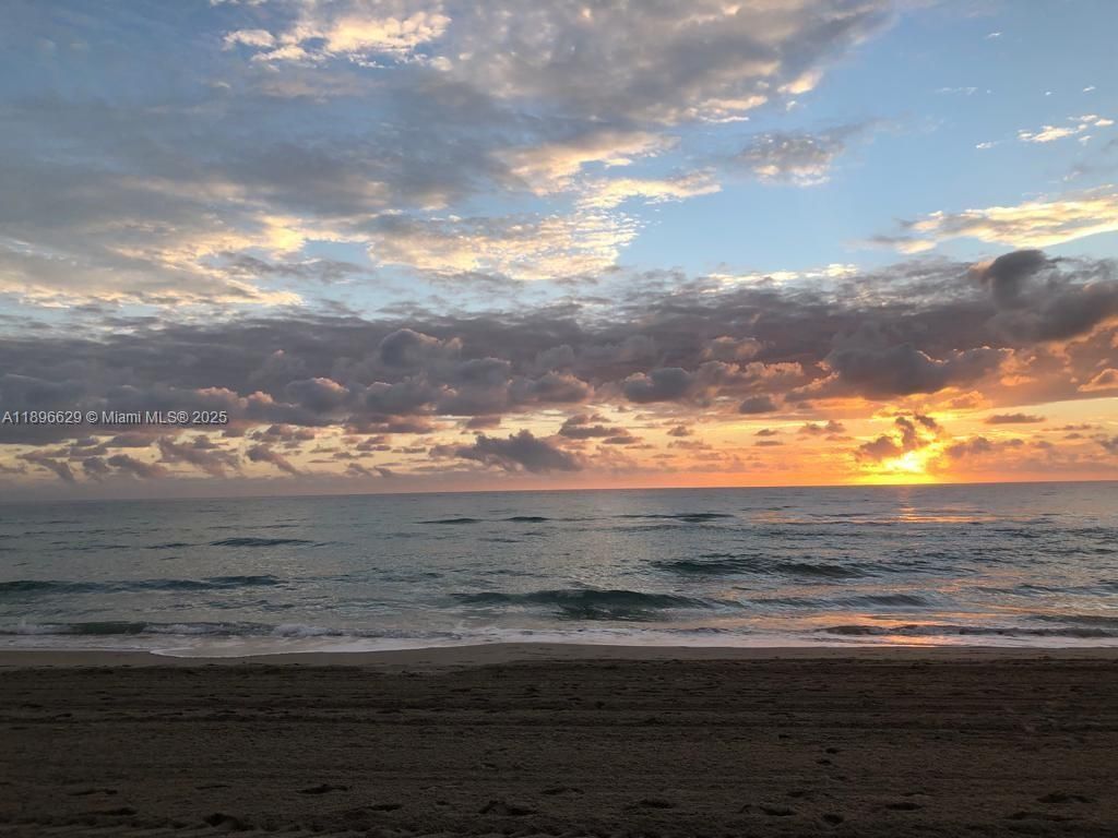 1850 S Ocean Dr, Unit 3308, Hallandale Beach, FL 33009 Photo