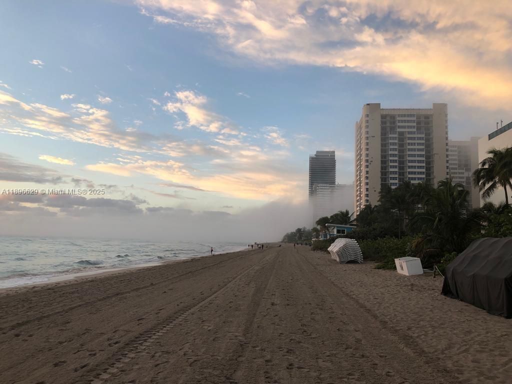 1850 S Ocean Dr, Unit 3308, Hallandale Beach, FL 33009 Photo