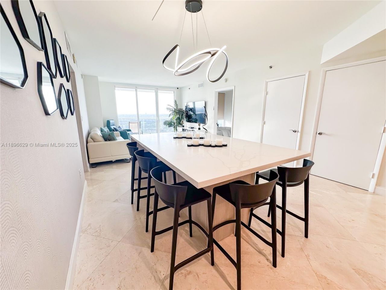 1850 S Ocean Dr, Unit 3308, Hallandale Beach, FL 33009 Photo