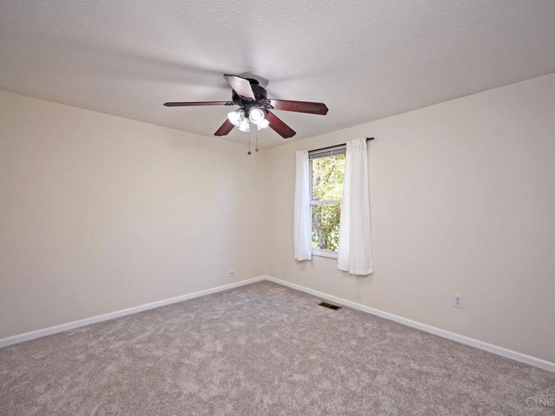 1055 Stratford Court, Unit 33, Loveland, OH 45140 Photo 27