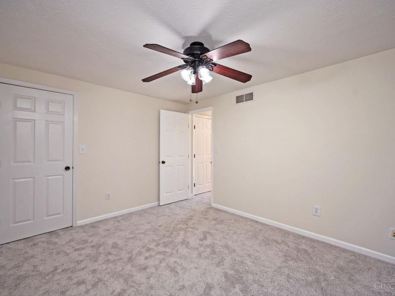 1055 Stratford Court, Unit 33, Loveland, OH 45140 Photo 29