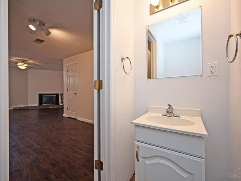 1055 Stratford Court, Unit 33, Loveland, OH 45140 Photo 37