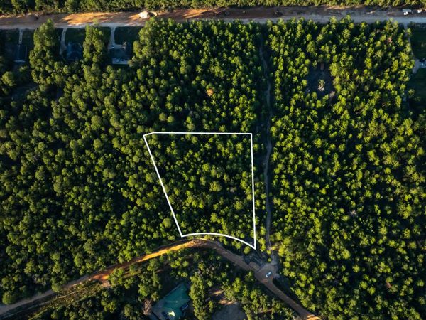 3902 Clearview Drive, Crestview, FL 32539