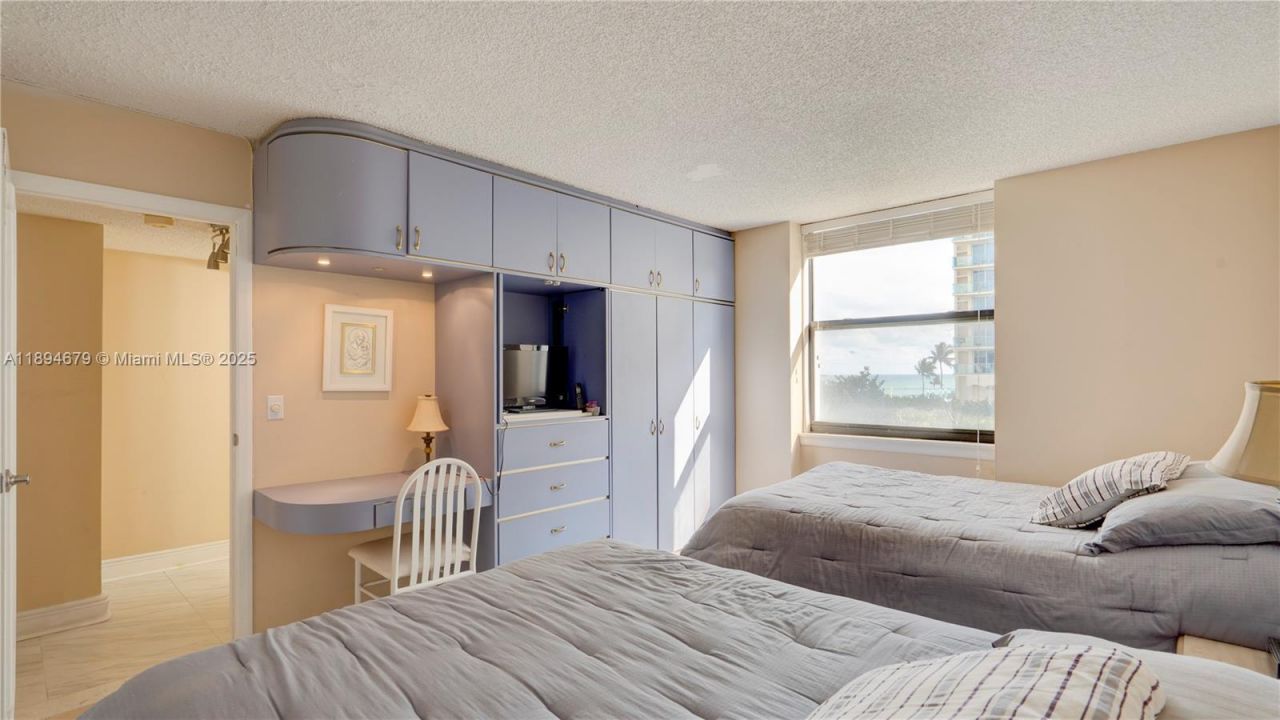 2301 S Ocean Dr, Unit 301, Hollywood, FL 33019 Photo