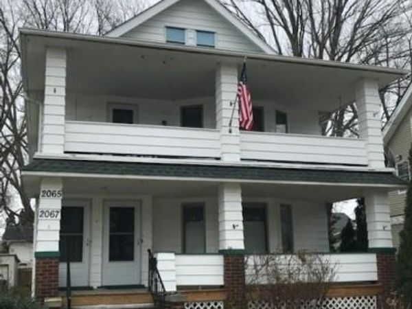 2067 Carabel Avenue, Lakewood, OH 44107