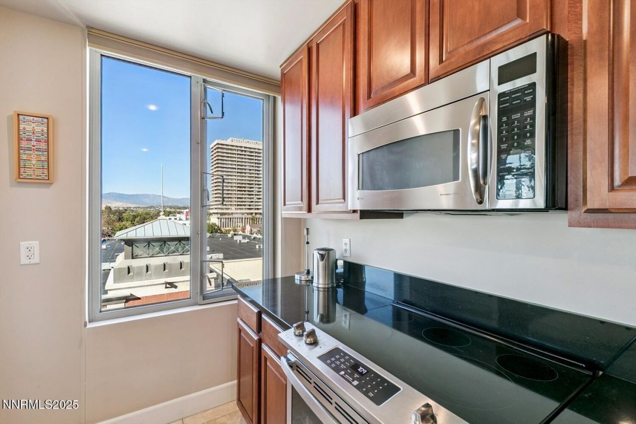 50 N Sierra Street, Unit 601, Reno, NV 89501 Photo