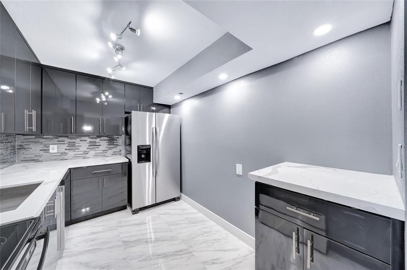 1100 Saint Charles Place, Unit 708, Pembroke Pines, FL 33026 Photo