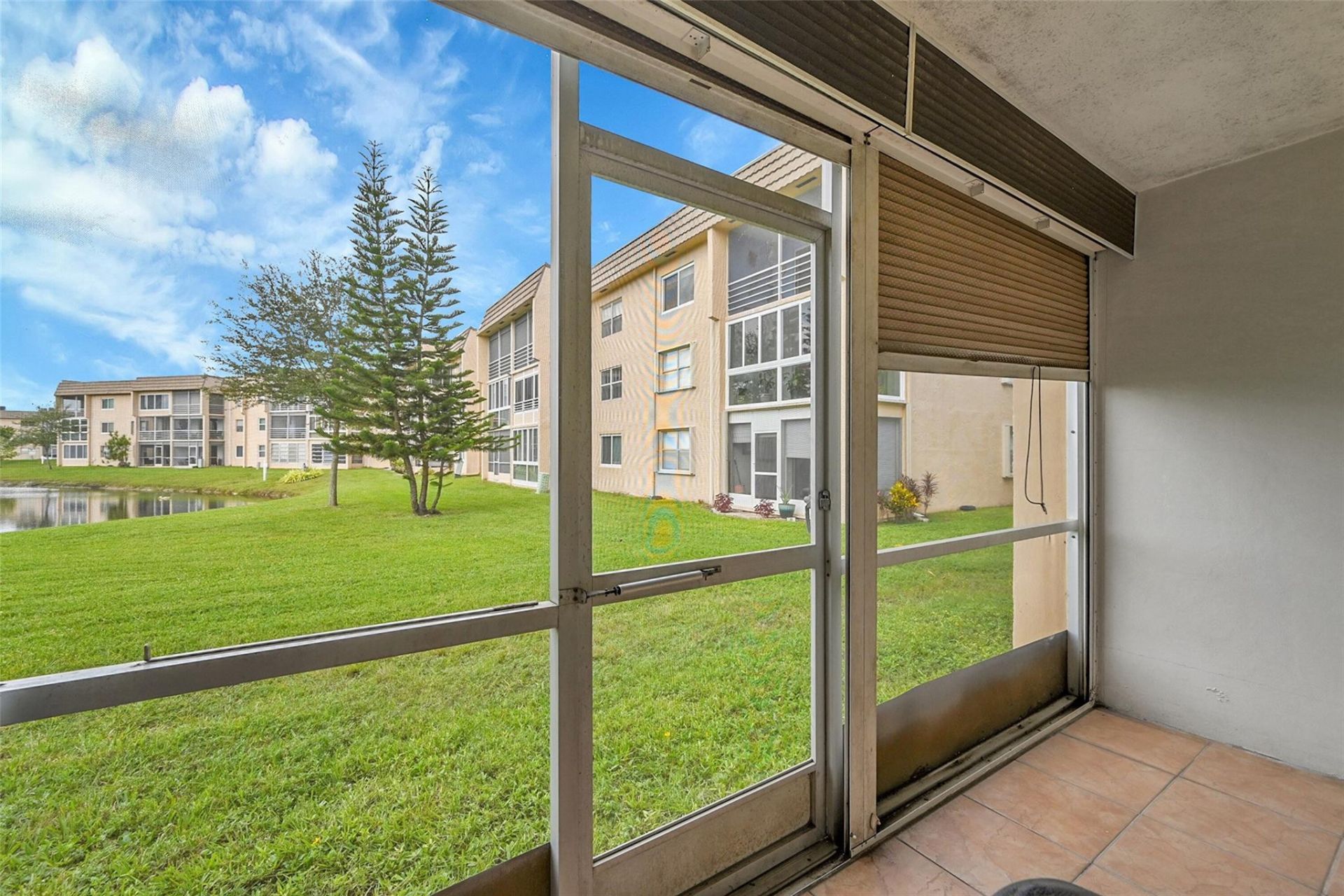 9261 Sunrise Lakes Boulevard, Unit 112, Sunrise, FL 33322 Photo