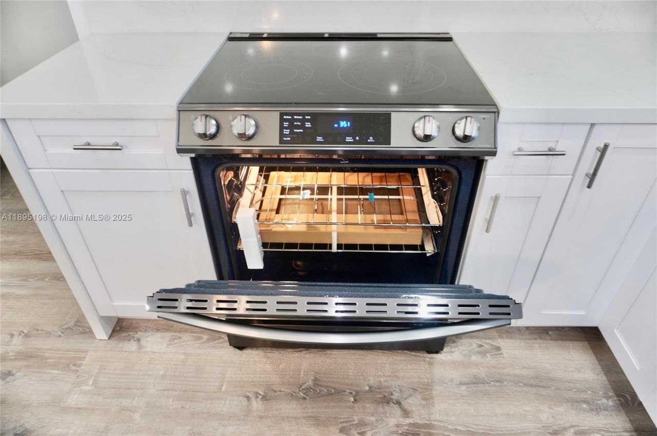 7321 Allen Dr, Hollywood, FL 33024 Photo