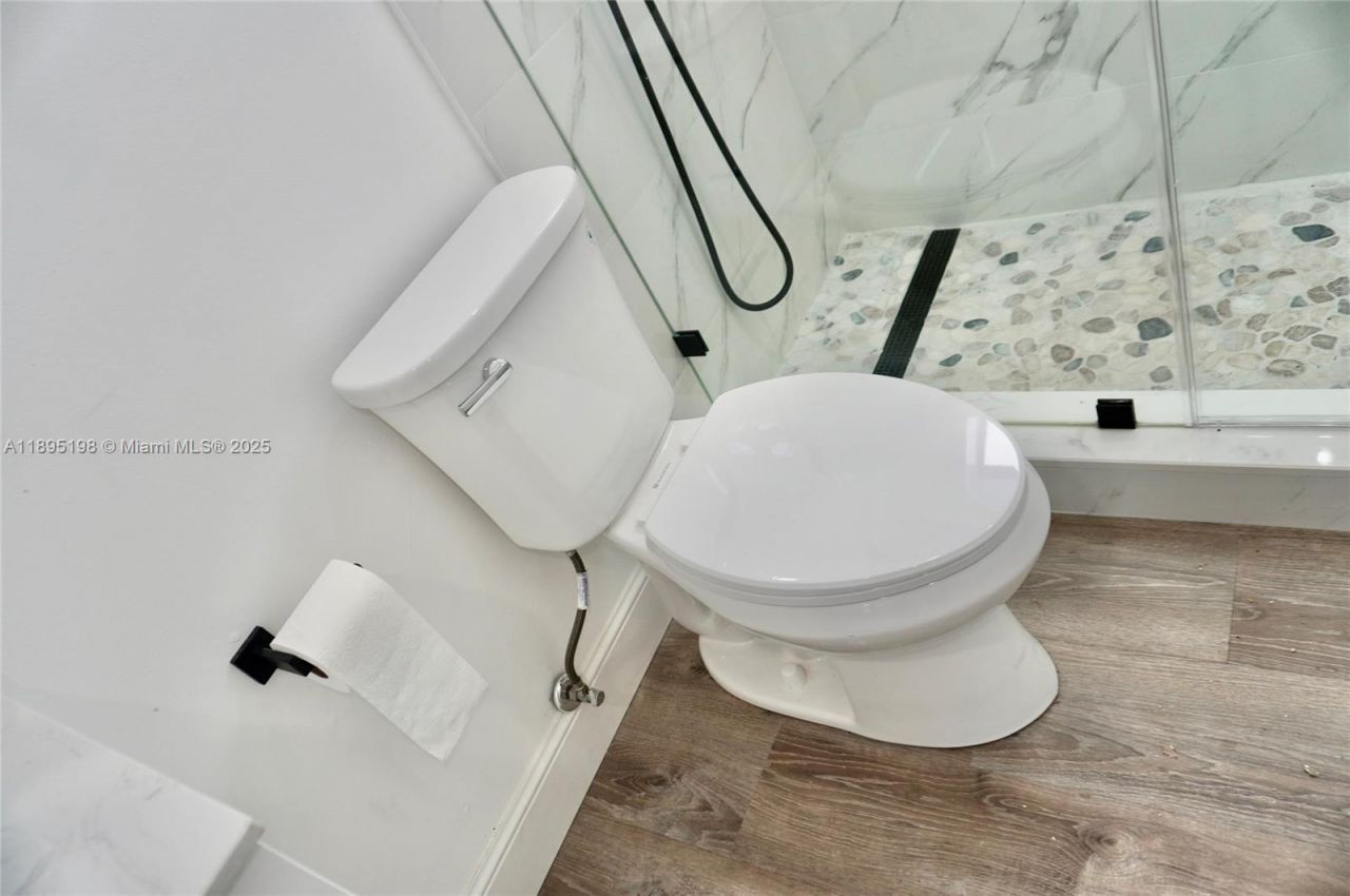 7321 Allen Dr, Hollywood, FL 33024 Photo