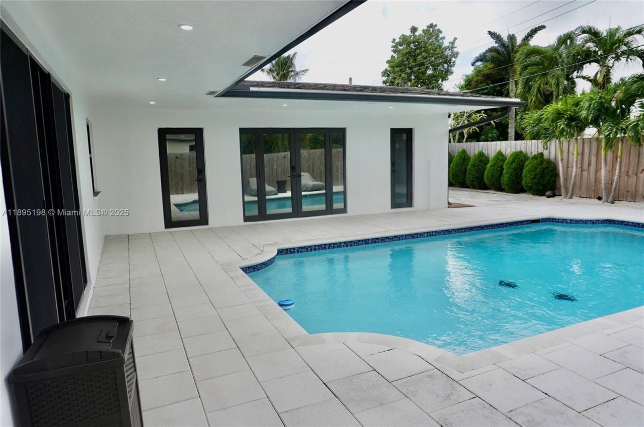 7321 Allen Dr, Hollywood, FL 33024 Photo