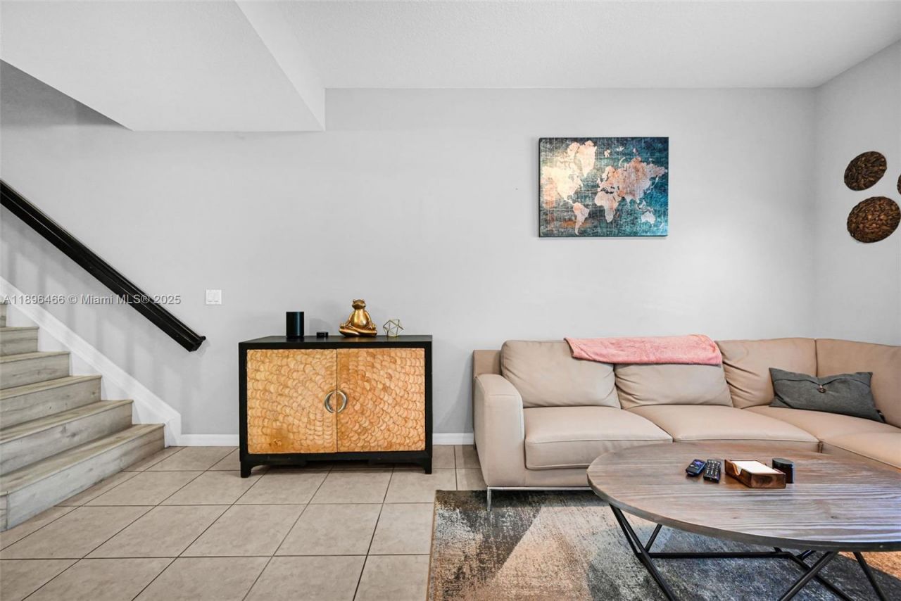 5844 Siena Ln, Hollywood, FL 33021 Photo