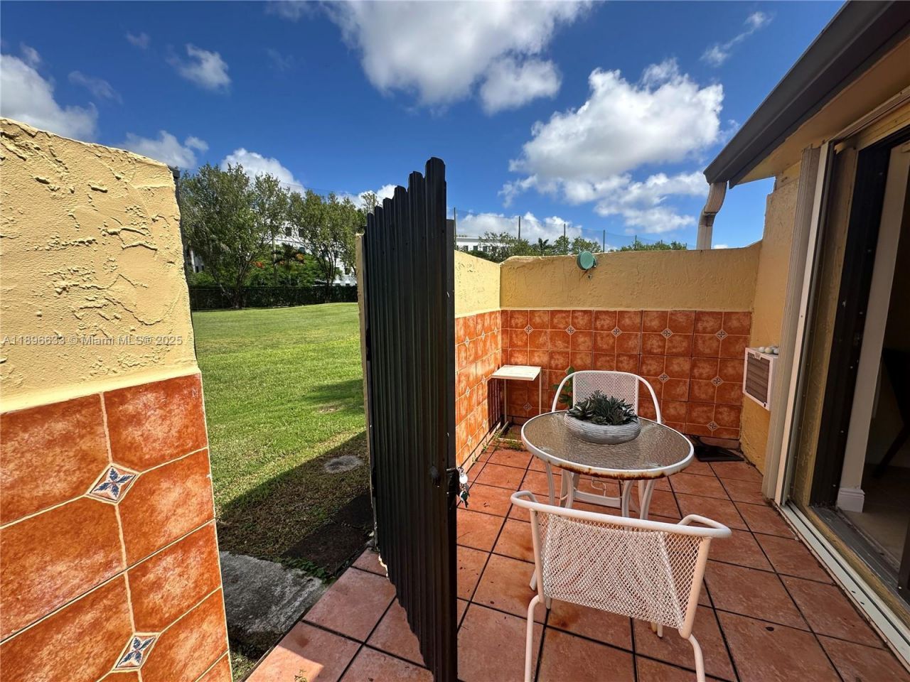 3730 NW Alcantara Ave, Unit 69-F, Doral, FL 33178 Photo