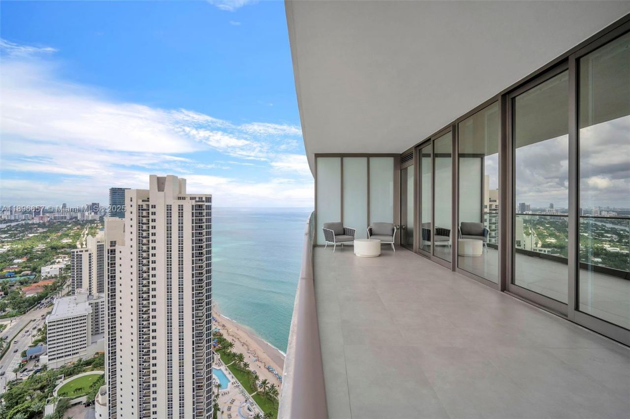 18975 Collins Ave, Unit 3503, Sunny Isles Beach, FL 33160 Photo
