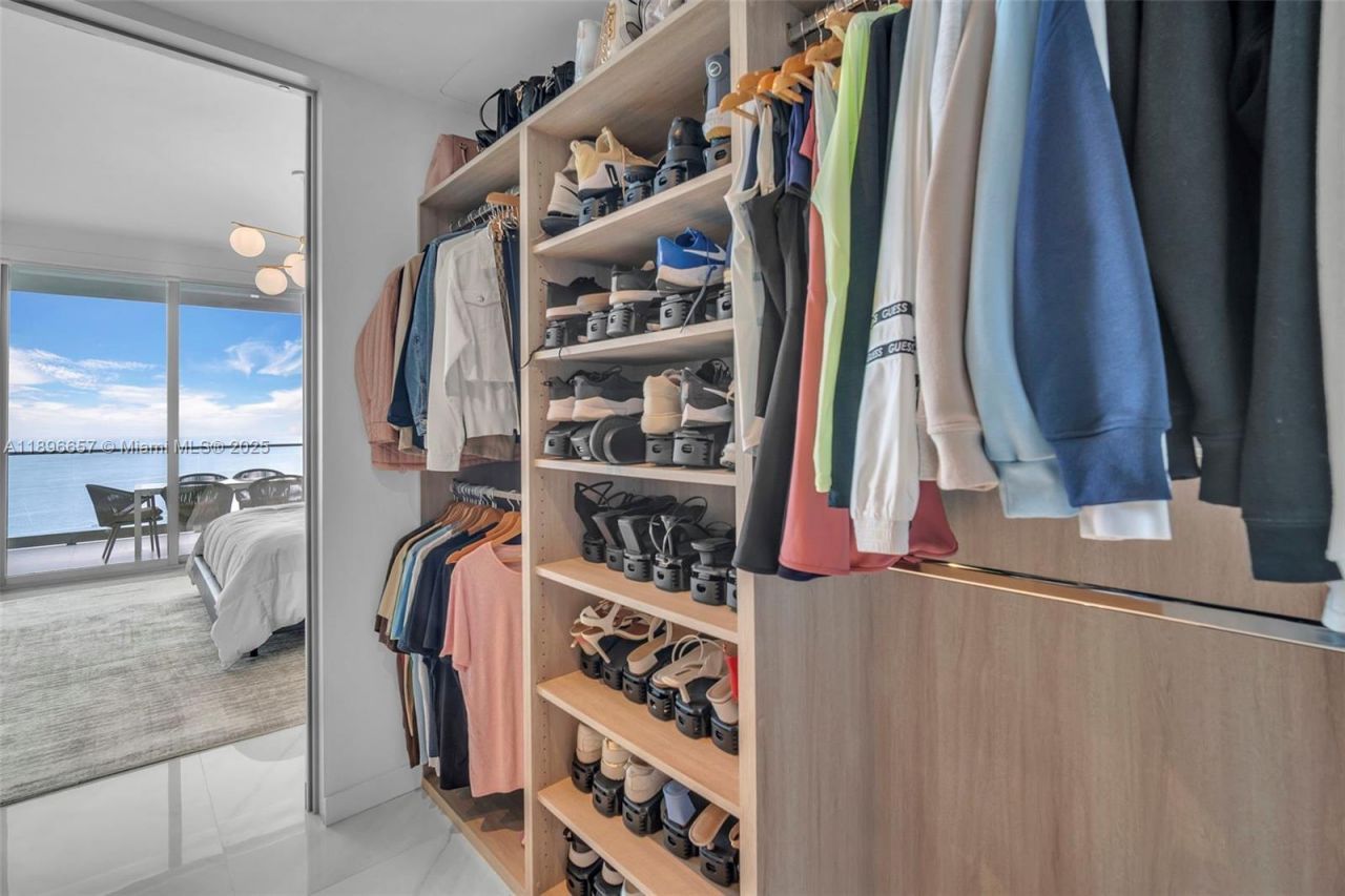 18975 Collins Ave, Unit 3503, Sunny Isles Beach, FL 33160 Photo