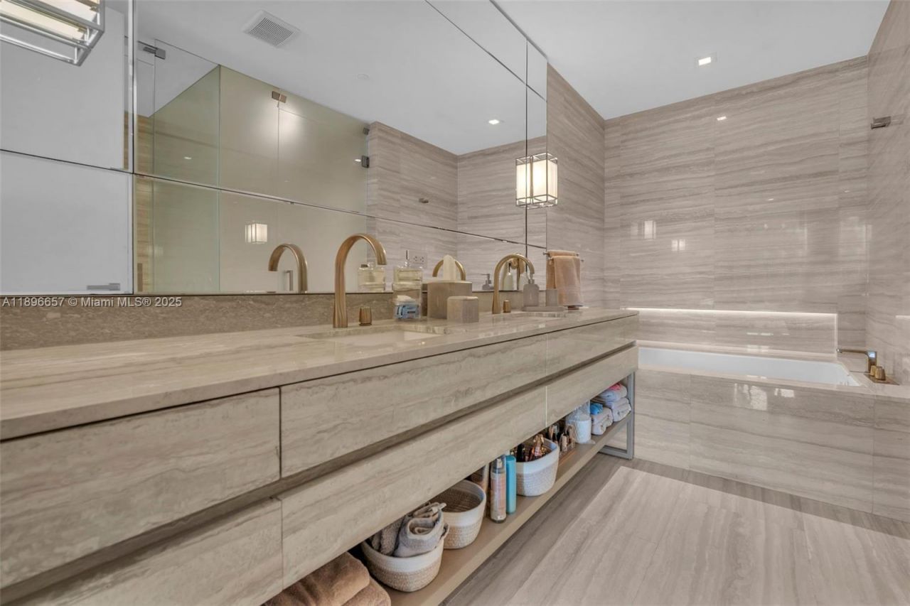 18975 Collins Ave, Unit 3503, Sunny Isles Beach, FL 33160 Photo