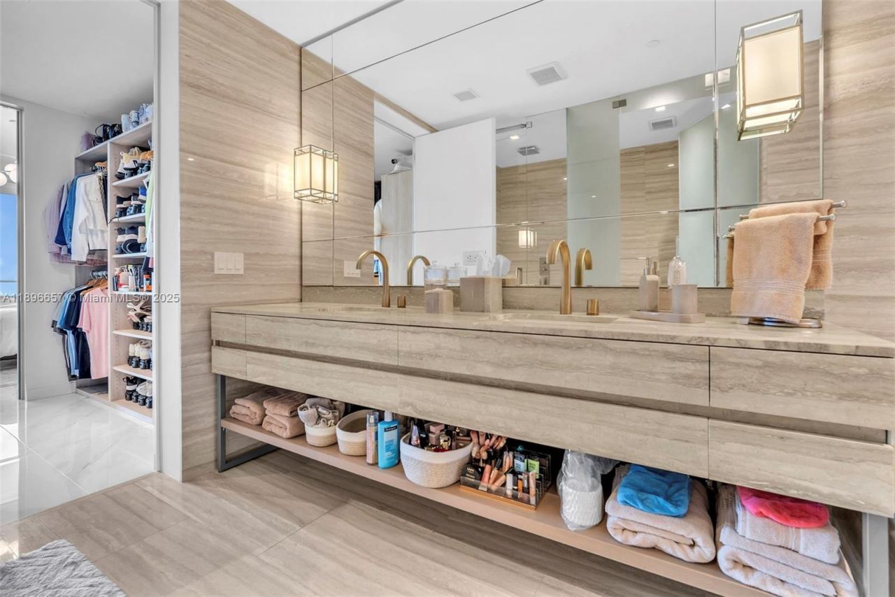 18975 Collins Ave, Unit 3503, Sunny Isles Beach, FL 33160 Photo