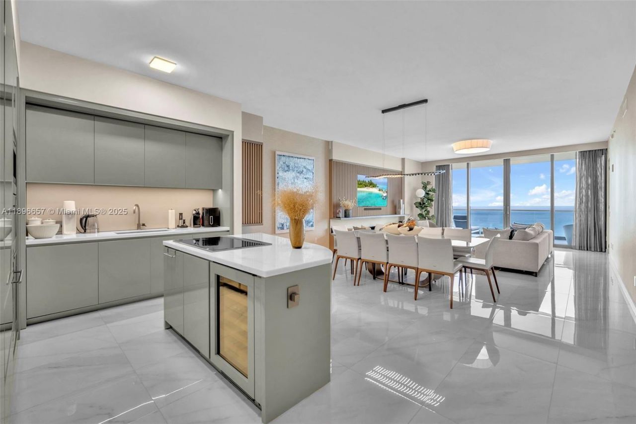 18975 Collins Ave, Unit 3503, Sunny Isles Beach, FL 33160 Photo