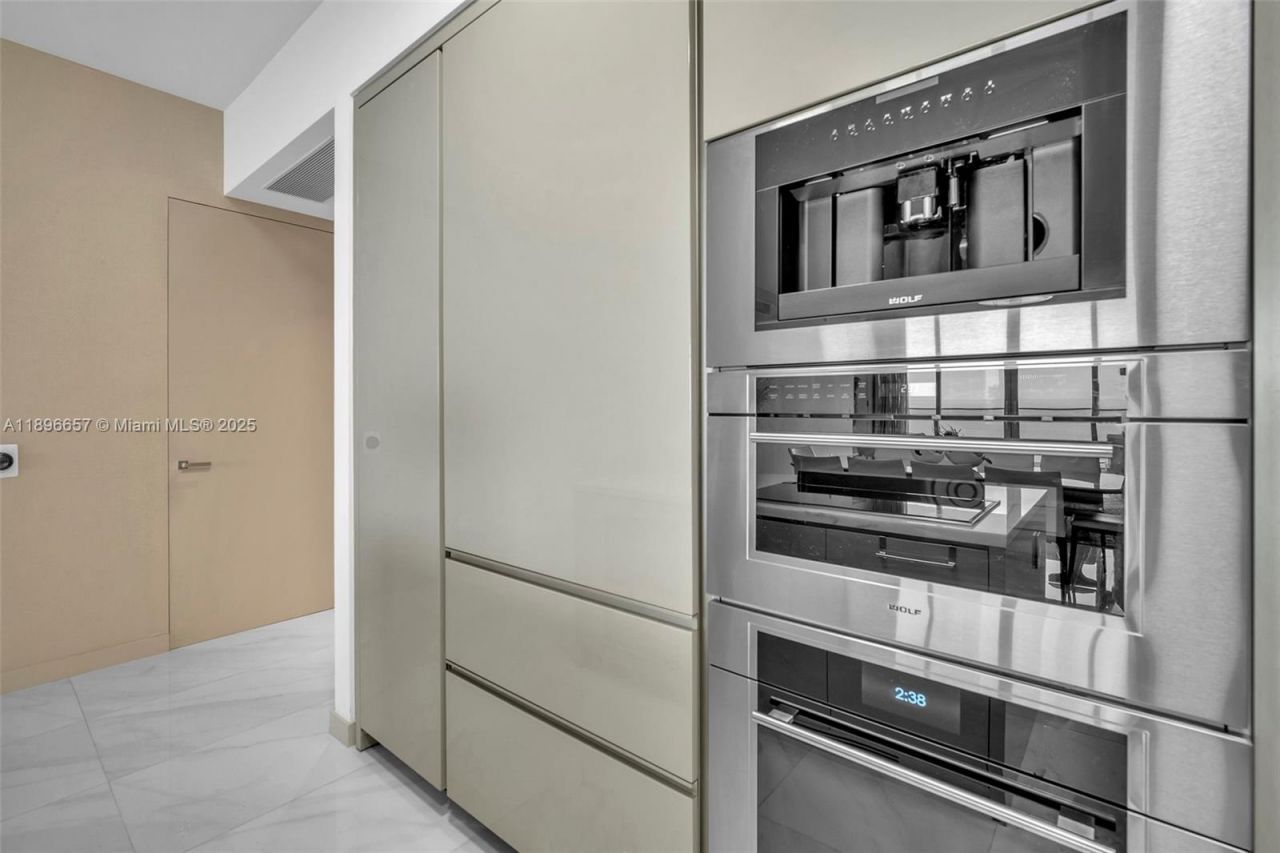 18975 Collins Ave, Unit 3503, Sunny Isles Beach, FL 33160 Photo