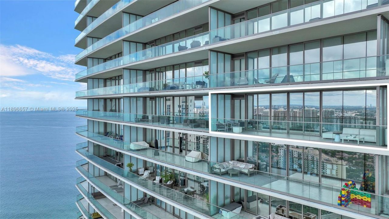 18975 Collins Ave, Unit 3503, Sunny Isles Beach, FL 33160 Photo