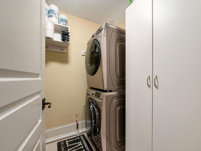 174 E Gay Street, Unit G6, Columbus, OH 43215 Photo 21