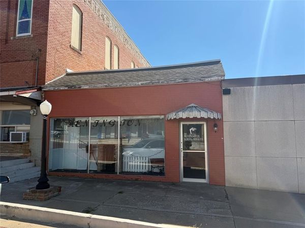109 W Main Street, Wolfe City, TX 75496