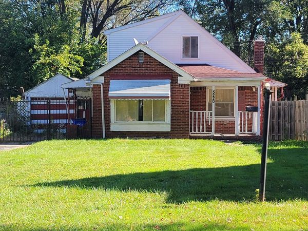 5220 University Place, Detroit, MI 48224