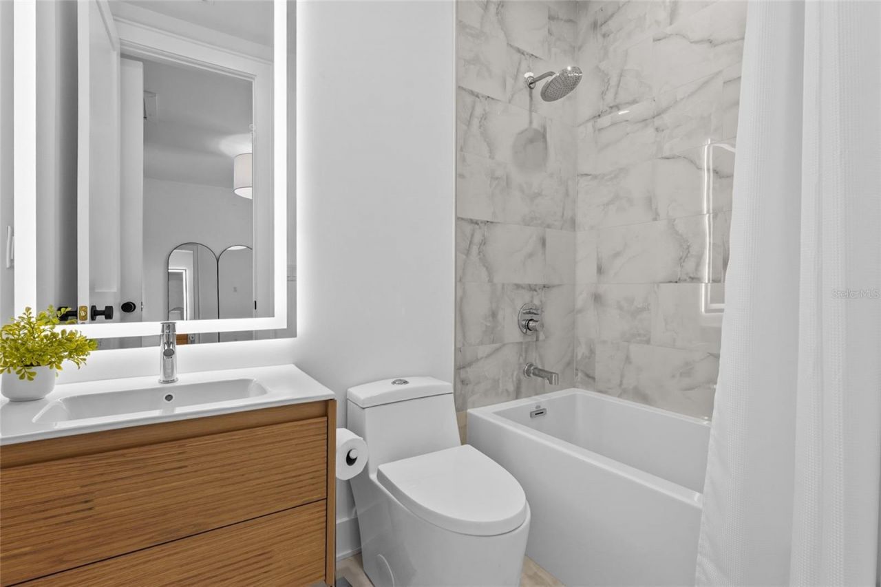 417 N Osprey Avenue, Sarasota, FL 34236 Photo