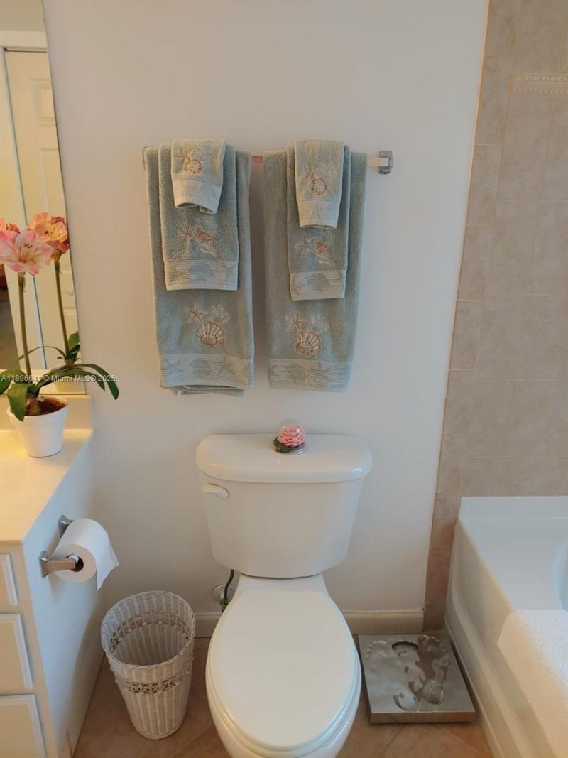 4122 Residence Dr, Unit 102, Fort Myers, FL 33901 Photo