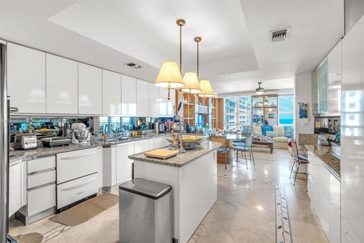 445 Grand Bay Dr, Unit 1001, Key Biscayne, FL 33149 Photo