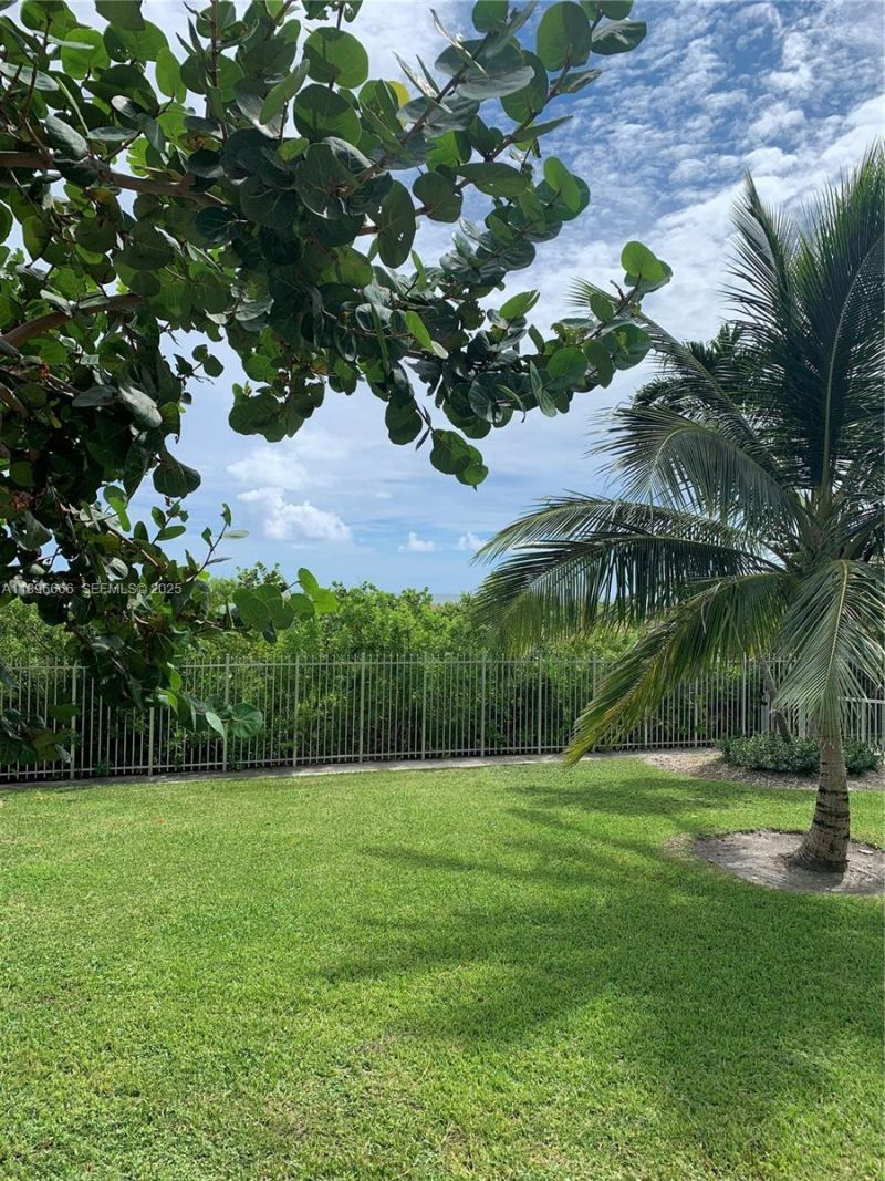 177 Ocean Lane Dr, Unit 208, Key Biscayne, FL 33149 Photo