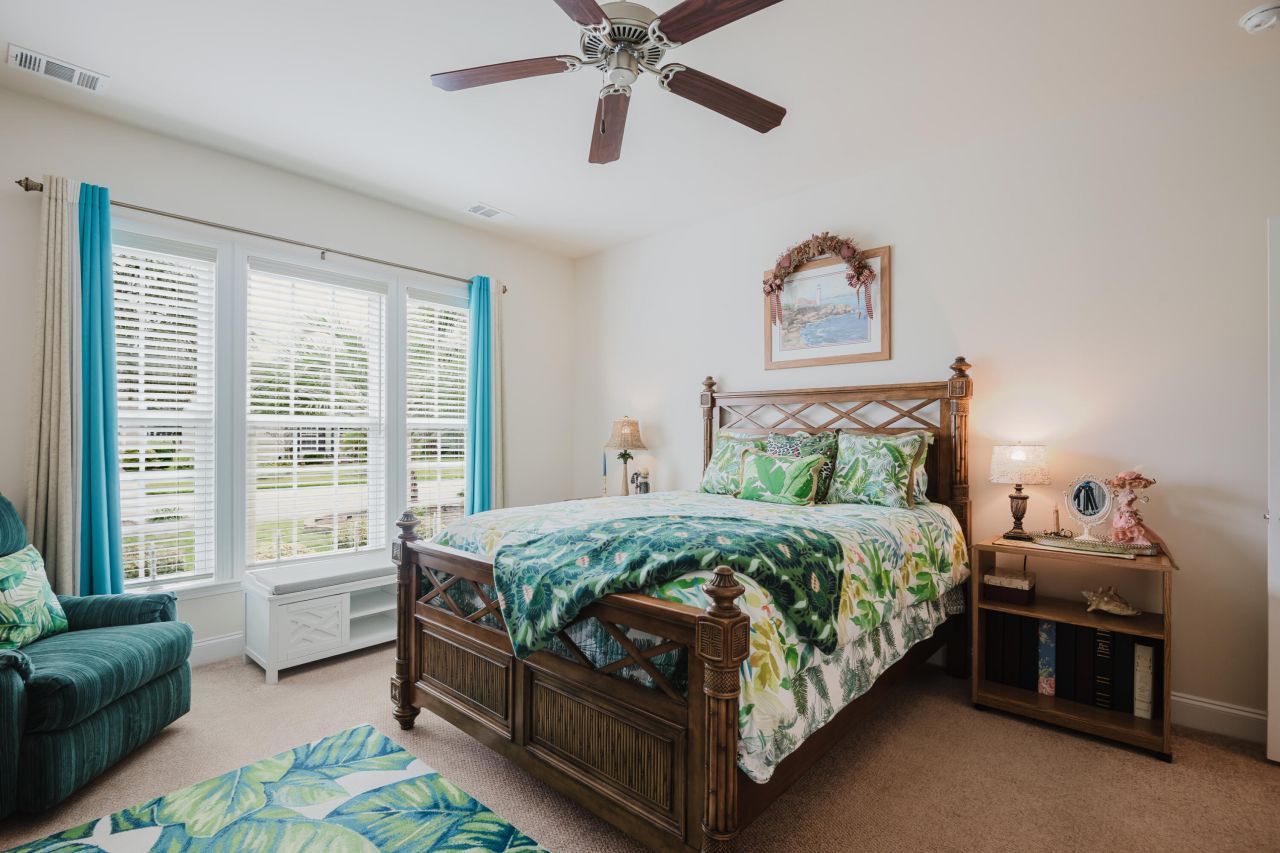 263 Maplemere Lane Photo 22