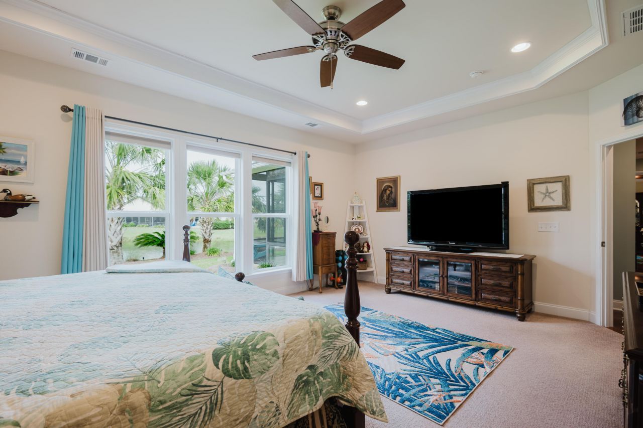 263 Maplemere Lane Photo 27