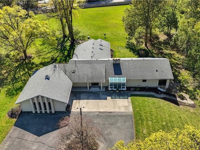 573 Arlington Road, Brookville, OH 45309 Photo 1