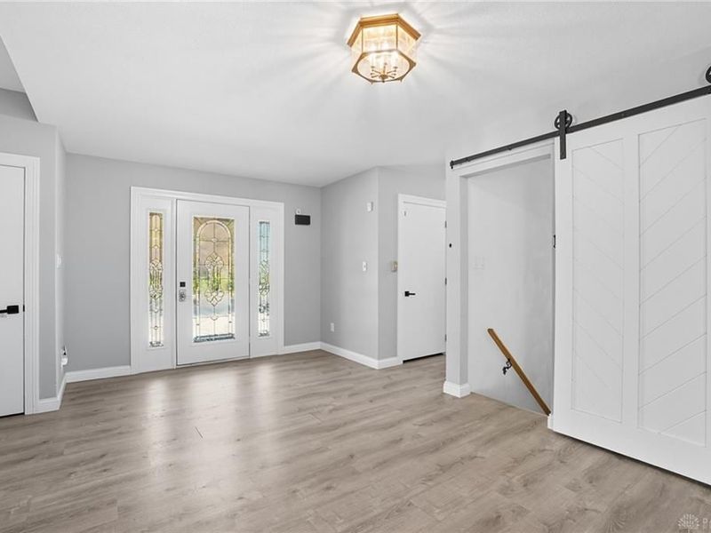 573 Arlington Road, Brookville, OH 45309 Photo 12