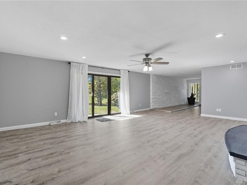 573 Arlington Road, Brookville, OH 45309 Photo 14