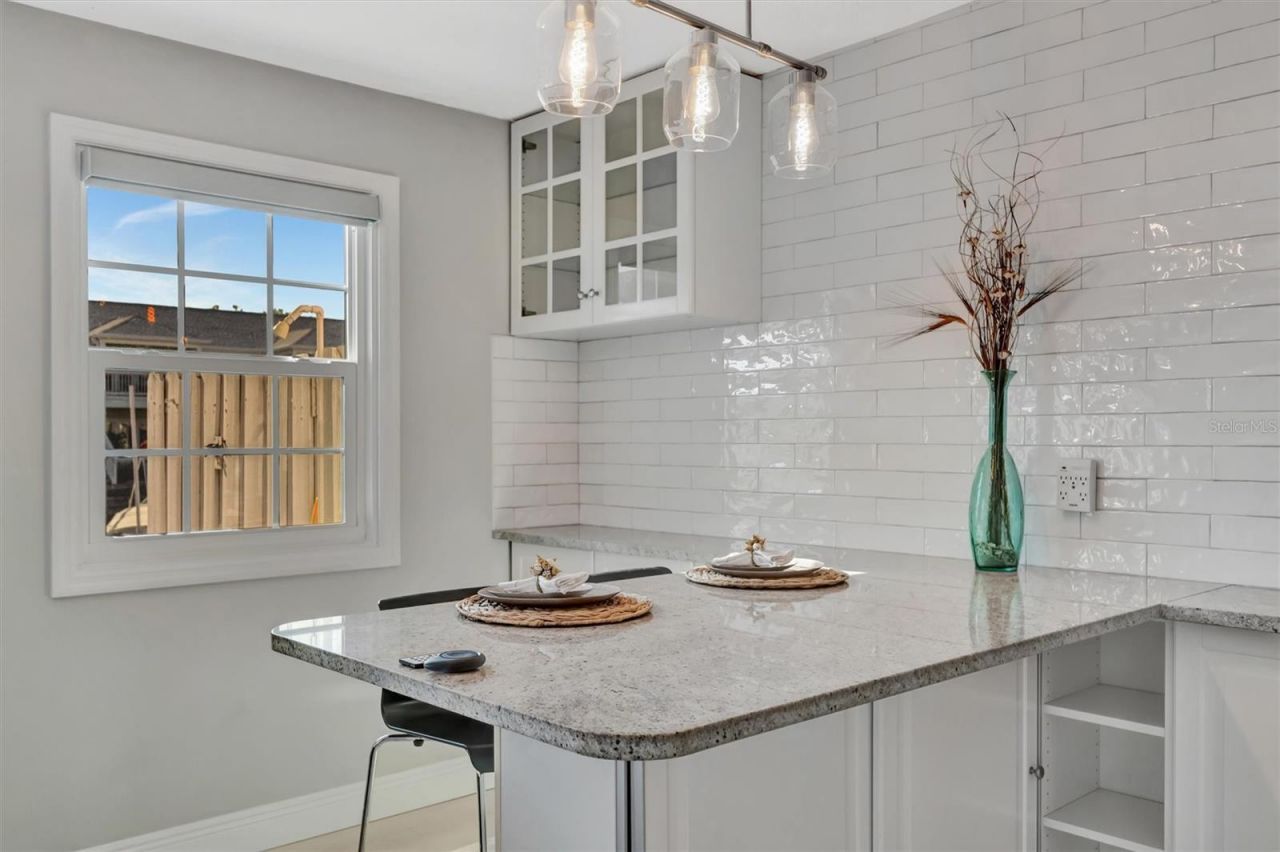 4827 Coquina Key Drive Se, Unit B, Saint Petersburg, FL 33705 Photo