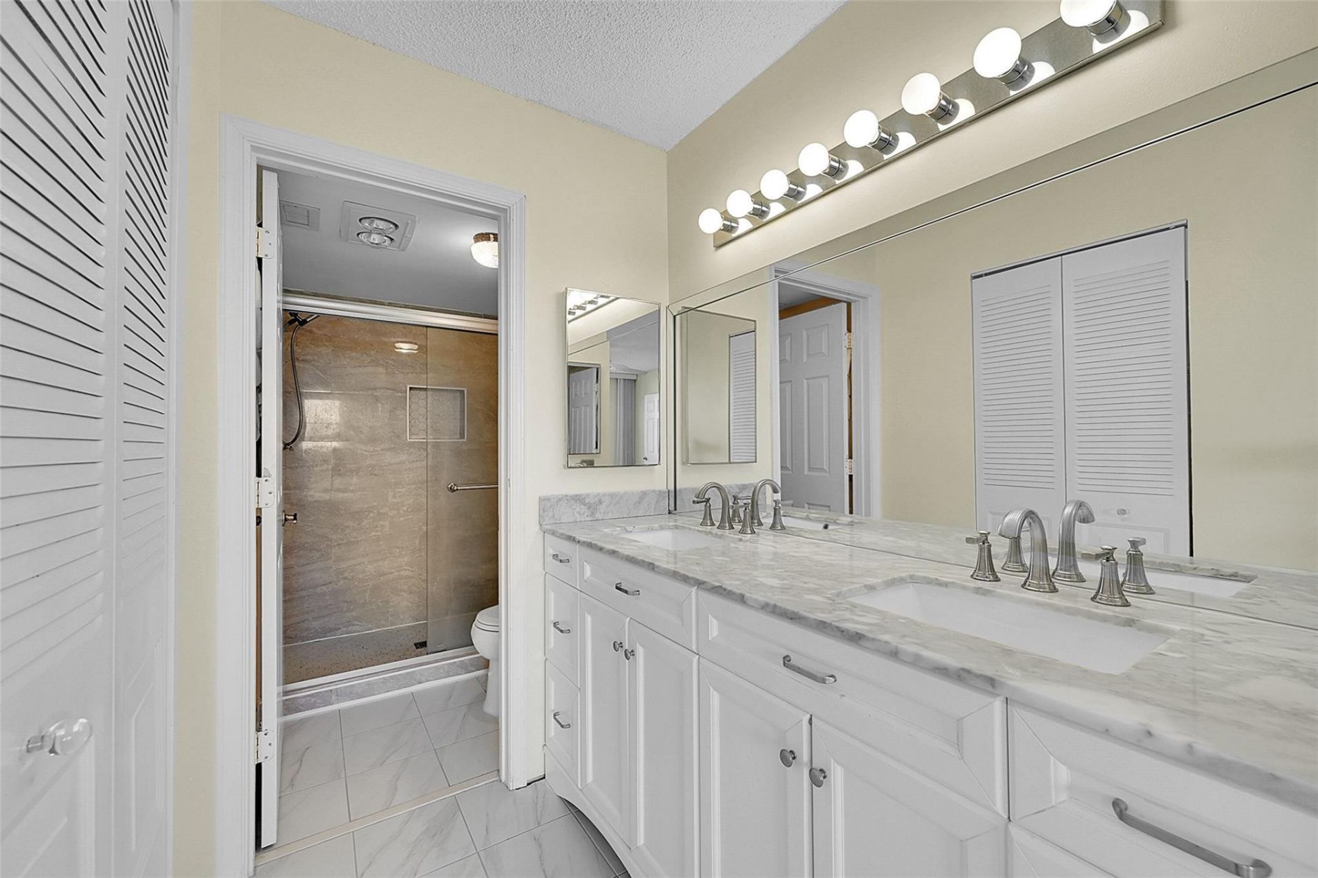 2603 NW 103rd Avenue, Unit 403, Sunrise, FL 33322 Photo