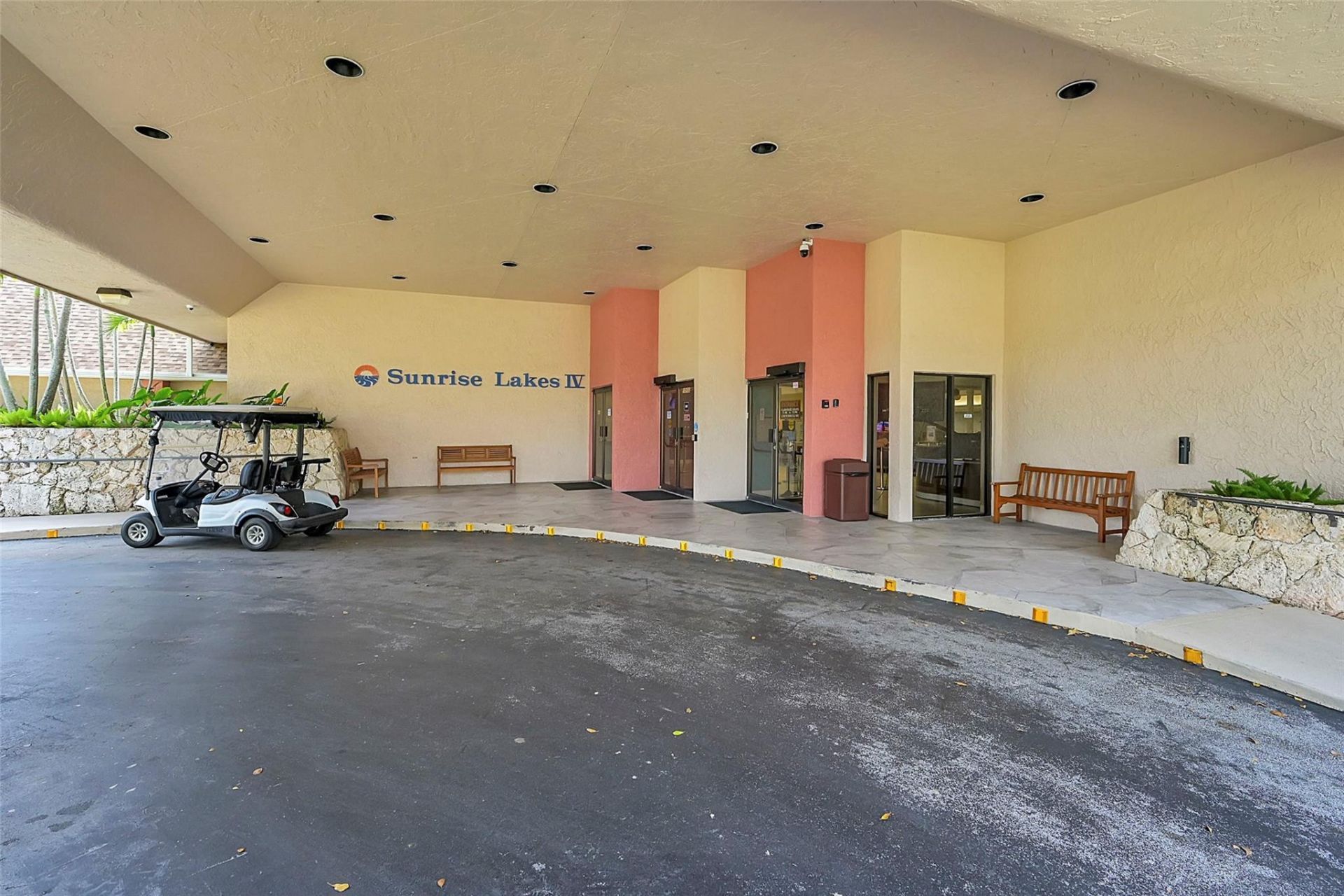 2603 NW 103rd Avenue, Unit 403, Sunrise, FL 33322 Photo