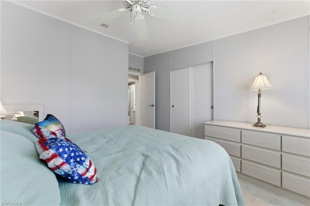 276 Lakeside Dr, North Fort Myers, FL 33903 Photo