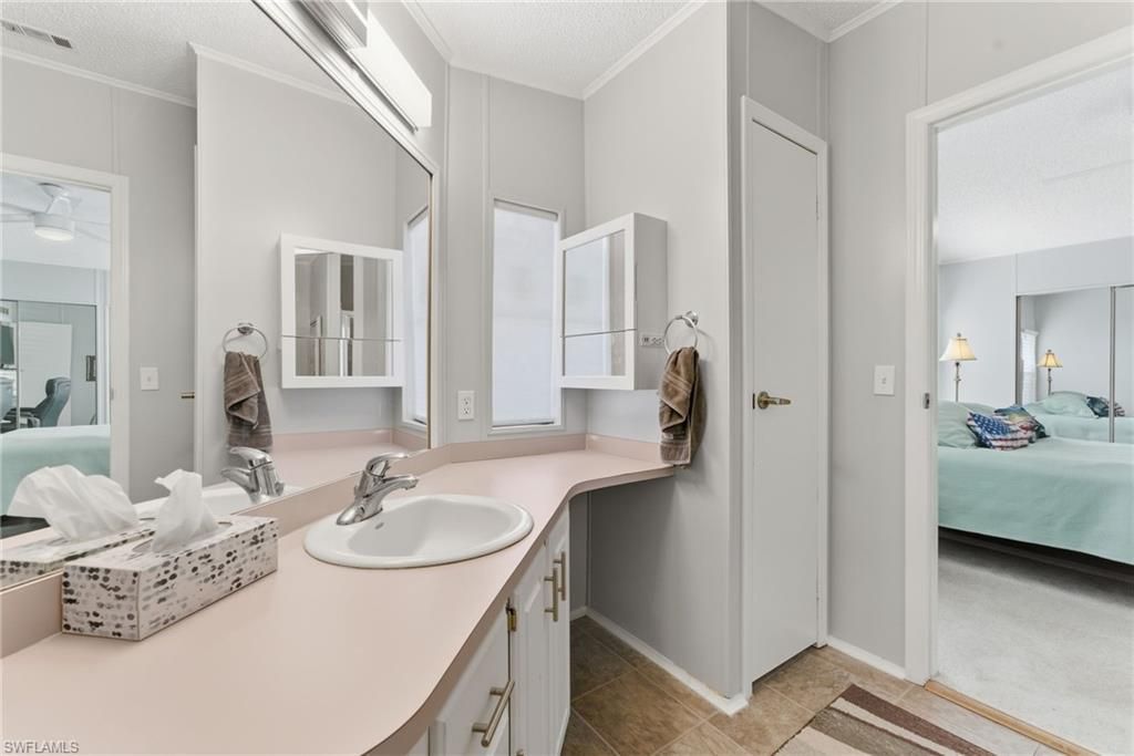 276 Lakeside Dr, North Fort Myers, FL 33903 Photo