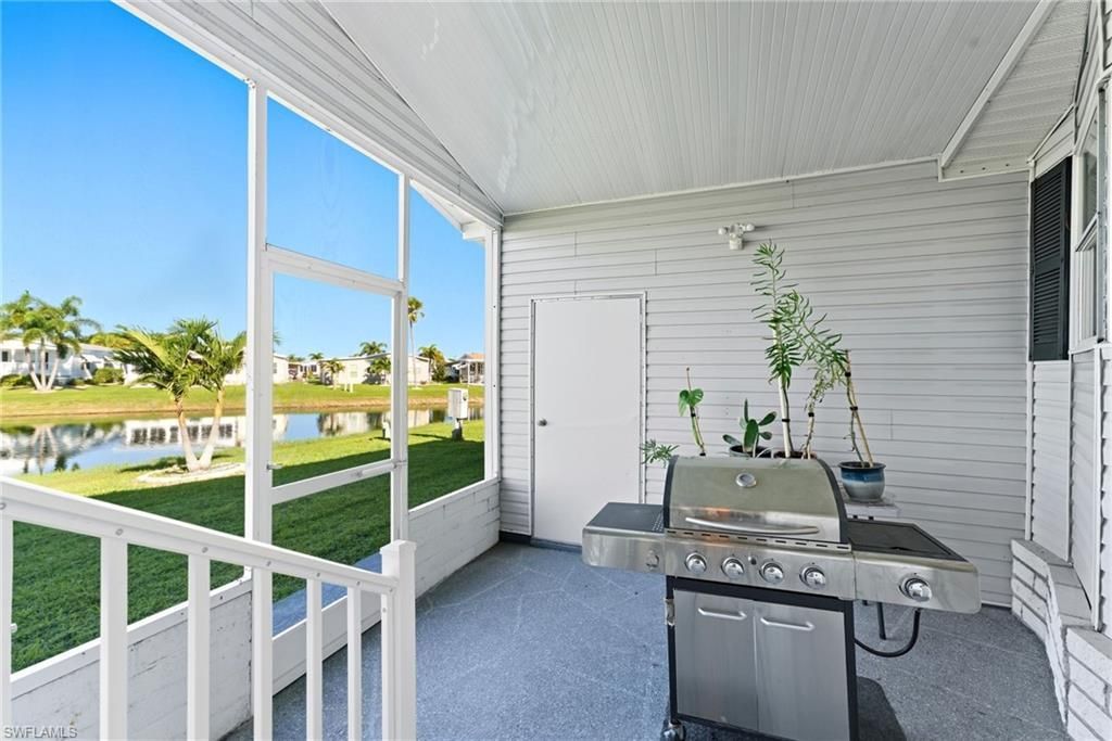 276 Lakeside Dr, North Fort Myers, FL 33903 Photo