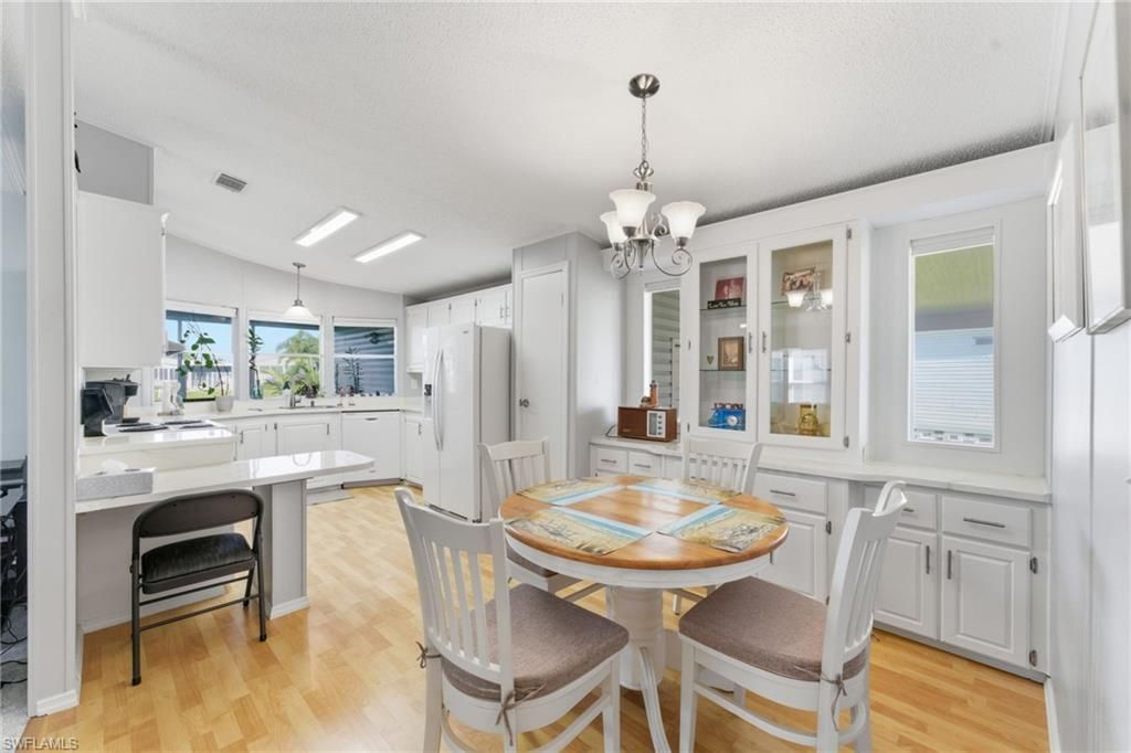 276 Lakeside Dr, North Fort Myers, FL 33903 Photo