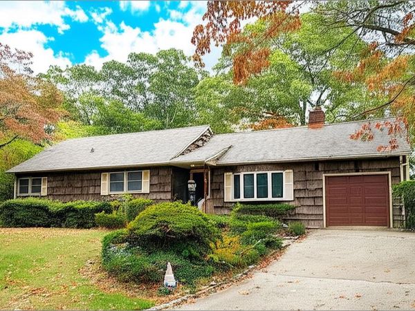 57 Hiawatha Drive, Brightwaters, NY 11718