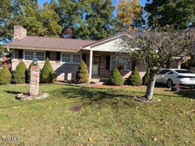 3300 Grandview Drive, Kingsport, TN 37660 Main Photo
