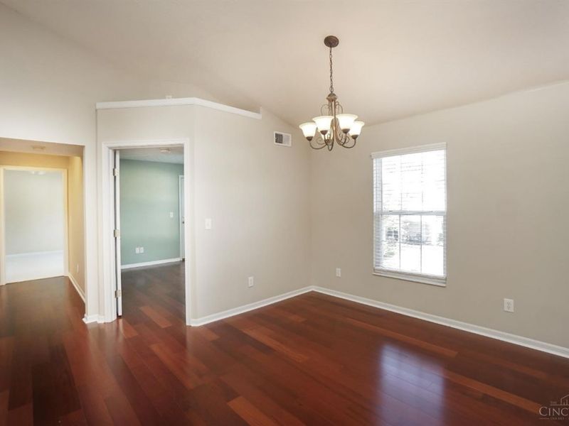 301 Doublegate Drive, Unit K, Milford, OH 45150 Photo 12