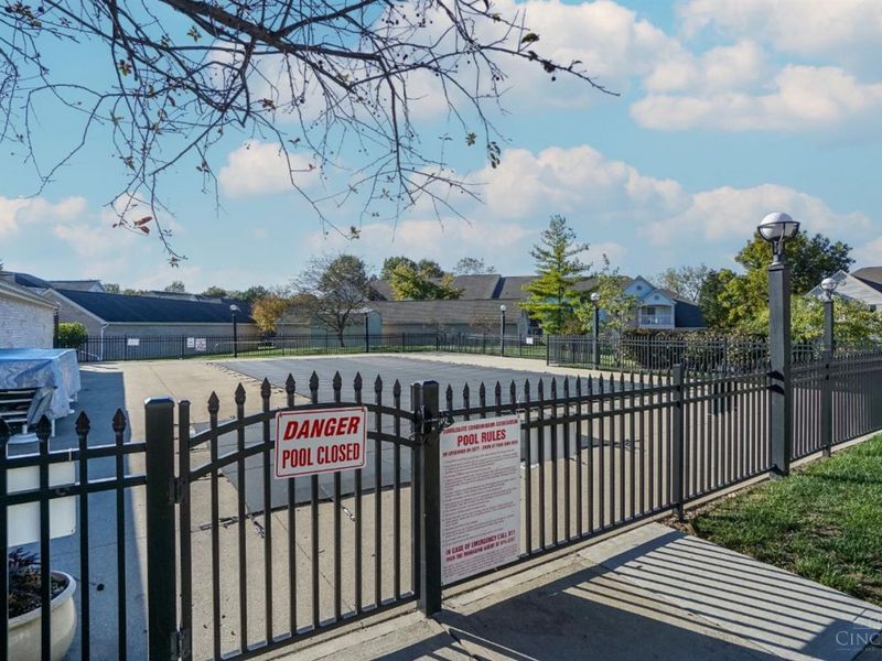 301 Doublegate Drive, Unit K, Milford, OH 45150 Photo 35