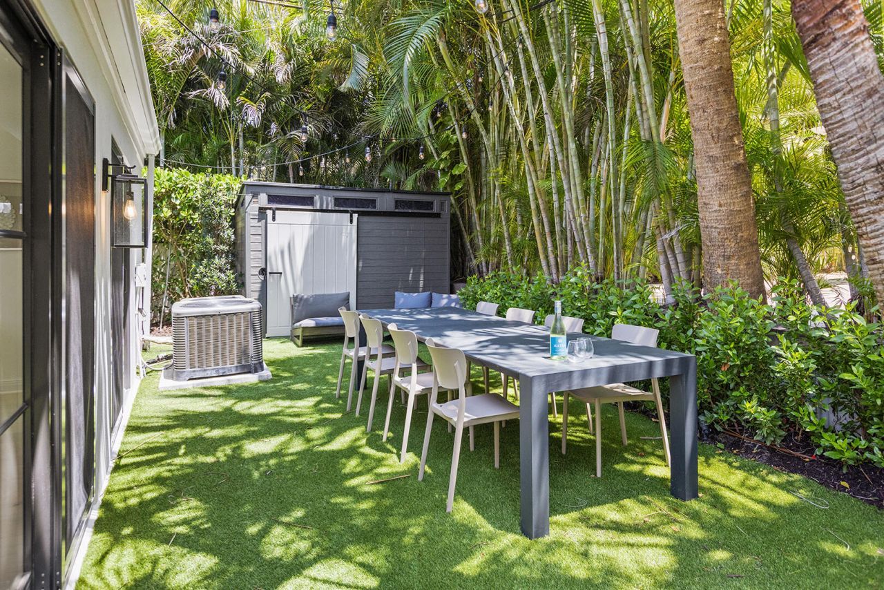 3214 Washington Road, West Palm Beach, FL 33405 Photo