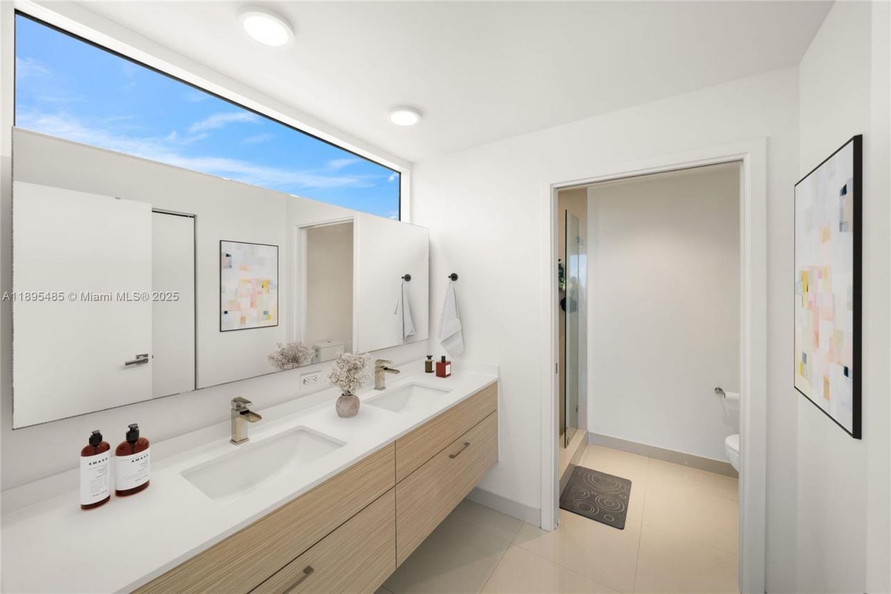 600 NE 27th St, Unit 3105, Miami, FL 33137 Photo