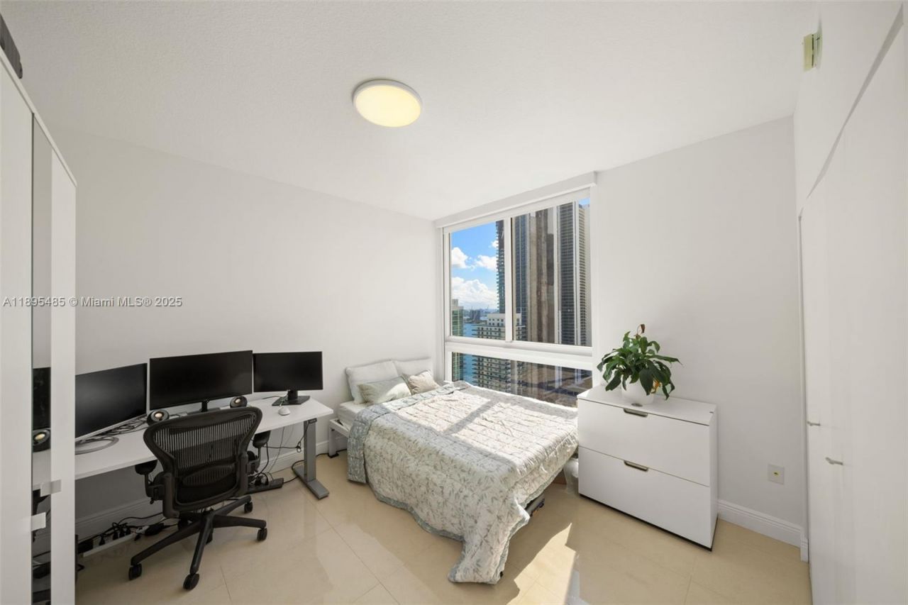 600 NE 27th St, Unit 3105, Miami, FL 33137 Photo